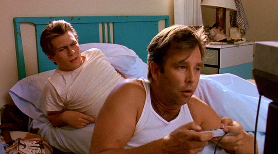 The dysfunctional father-son relationship between Slater and Bridges provided many laughs throughout the film