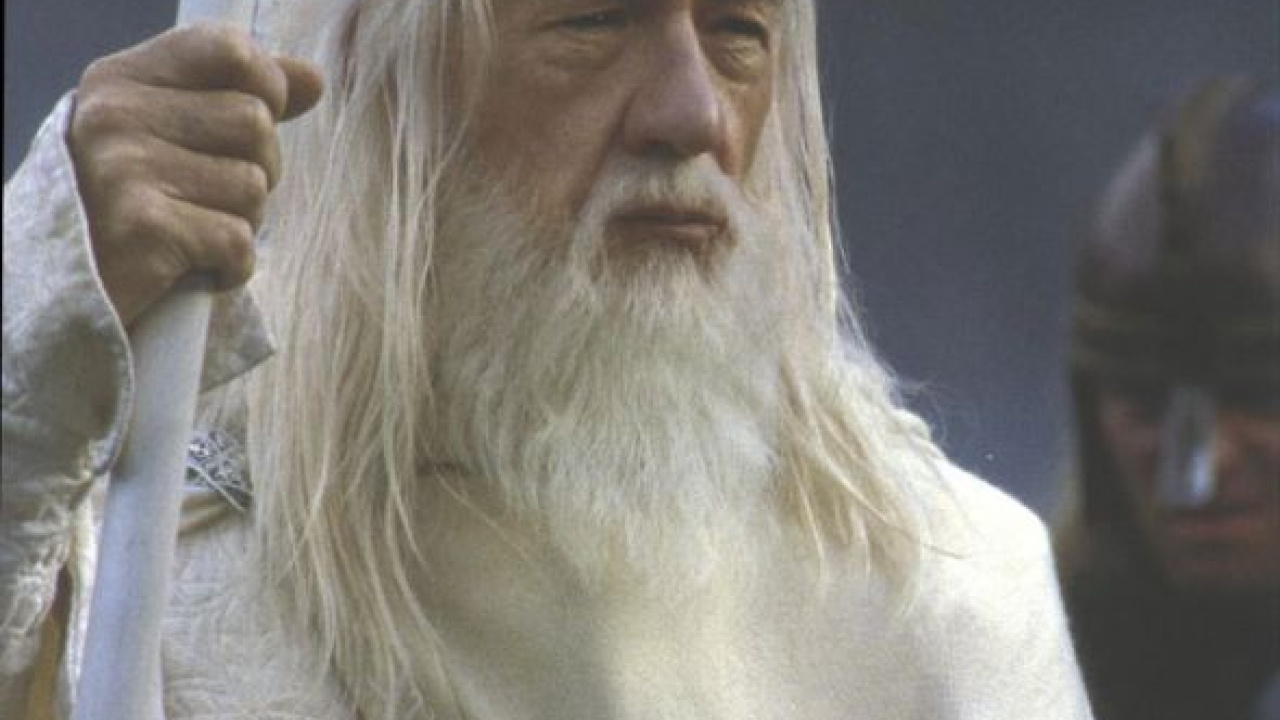 Gandalf Joins Aragorn's Quest in Co-operative Gameplay Video - Nintendo