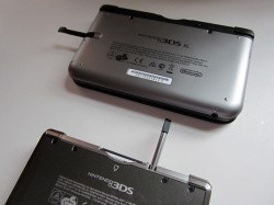 The stylus dock's on the side, rather than on the top