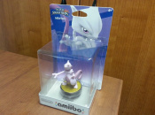 Article: Nintendo Fan Creates a Mewtwo 'amiibo' That Works With Pokémon Rumble U, Bids Pass $250