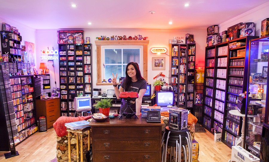 Me in my retro room 3_1K.jpg