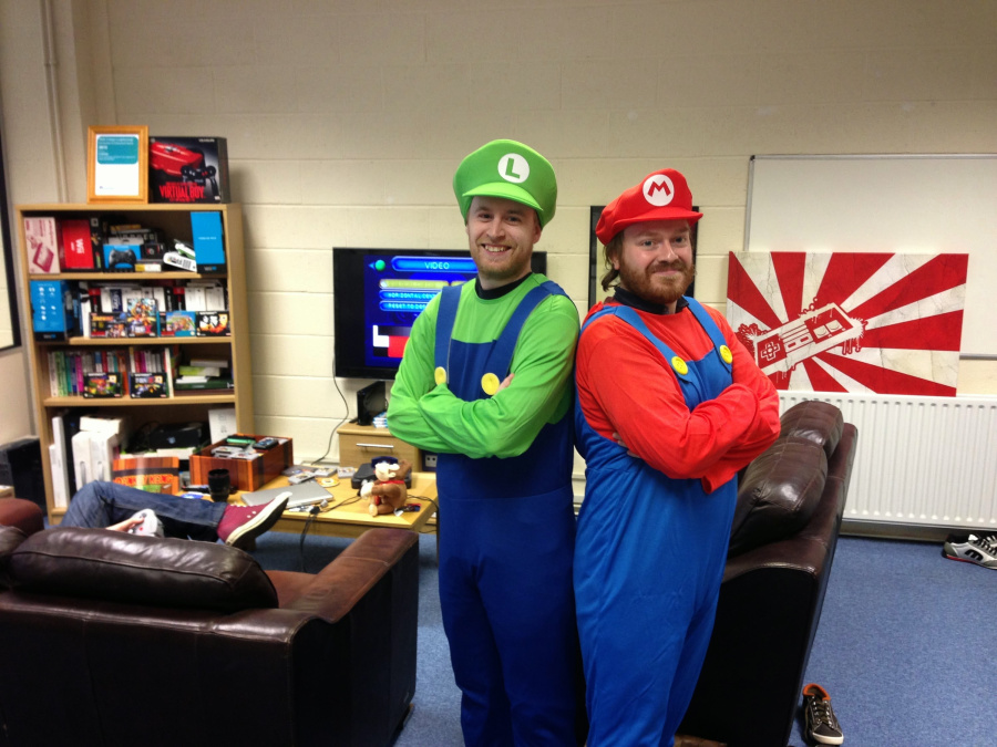 Mario & Luigi do the Edinburgh 10k