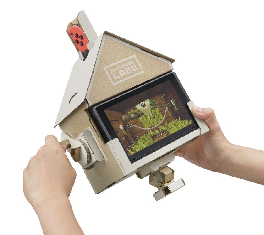 HACA_051b_play_01_R_ad-0.jpg
