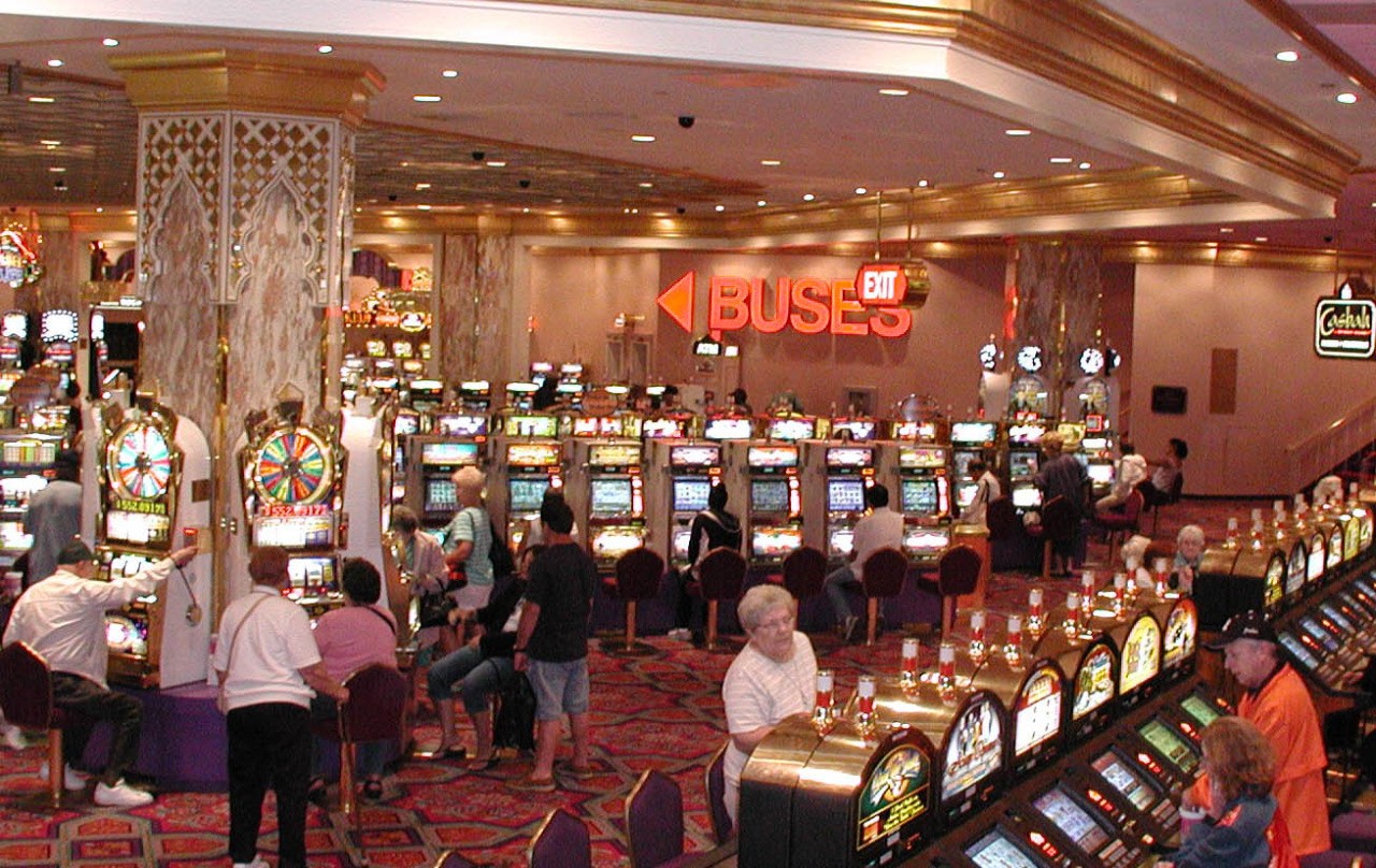 Adventure slots game