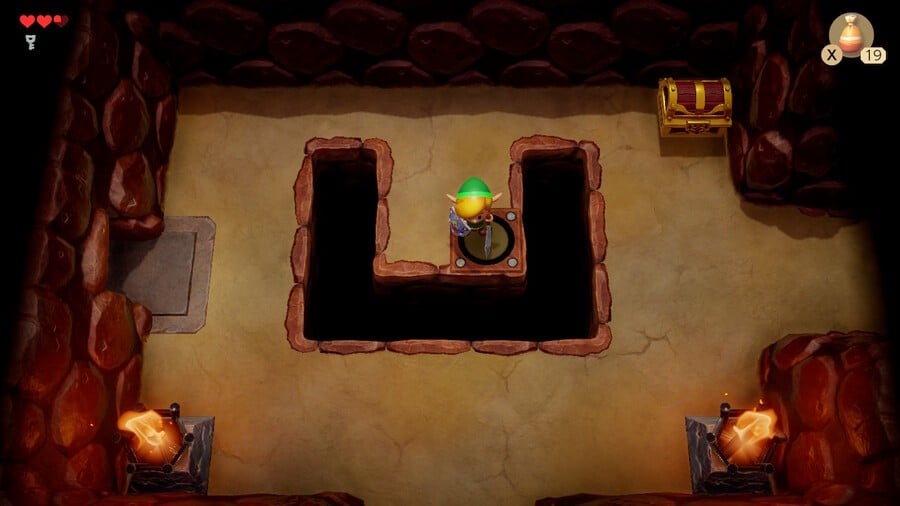 Link obtains another small key in Tail Cave