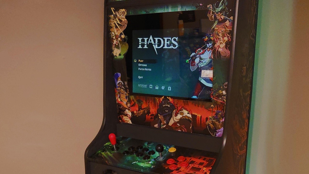 Random: Hades Fan transforms last year’s indie hit into a fully functioning arcade box