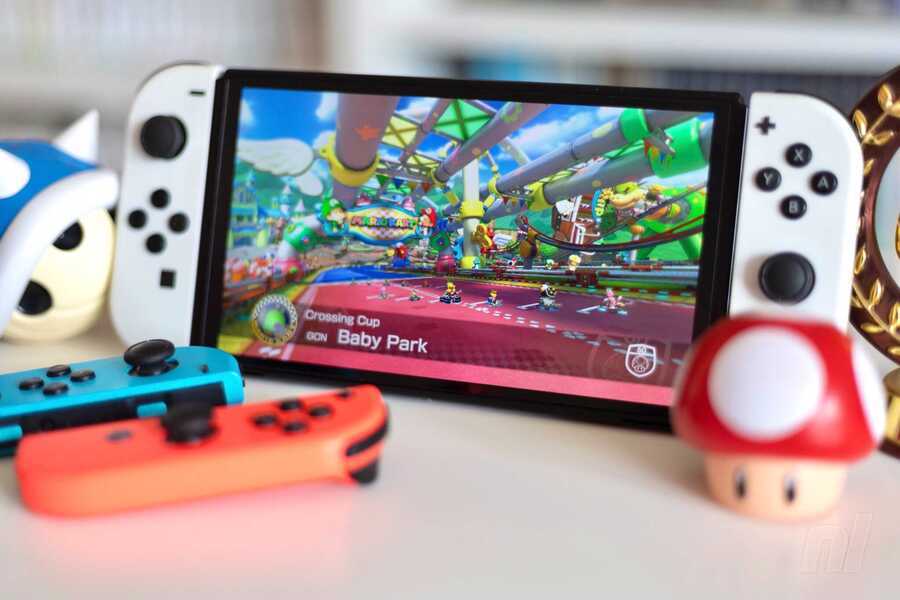 Nintendo Switch OLED Mario Kart 8 Deluxe