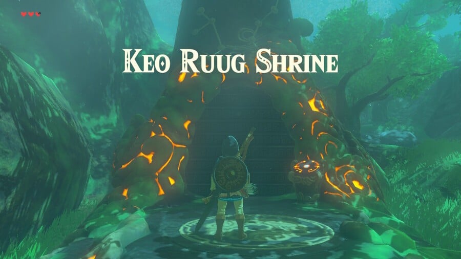 Keo Ruug Shrine Entrance