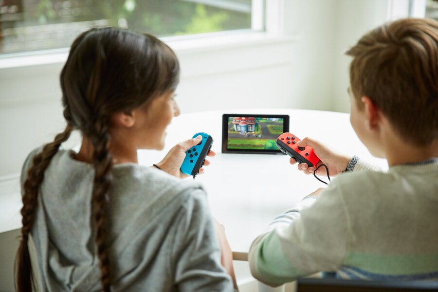 Pokemon Lets Go Two Players Table Mode