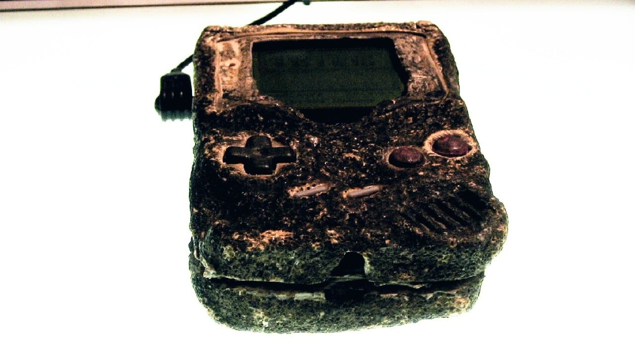 This Nintendo Game Boy Survived a Bombing in the Gulf War