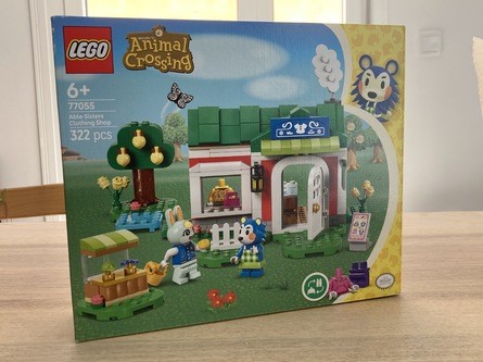 LEGO Animal Crossing - Able Sisters Clothing Shop 8