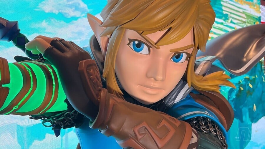 Zelda Tears of the Kingdom Statue