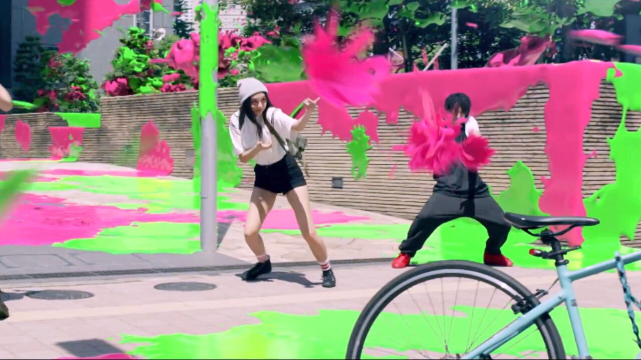 video-the-real-world-gets-splatted-in-these-japanese-splatoon-2