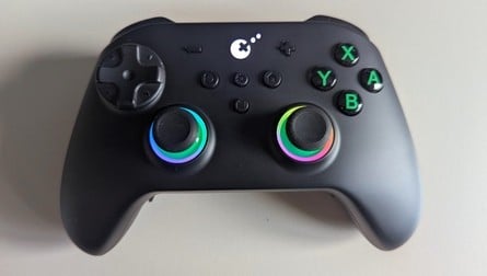 TT Pro (left) and TT Max (right)