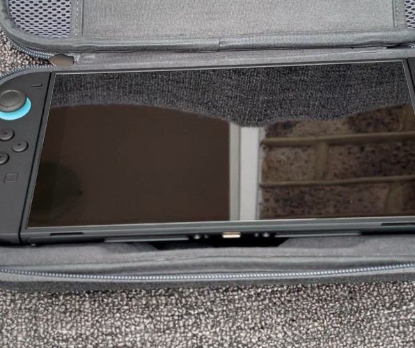 Belkin Charging Case - unstable