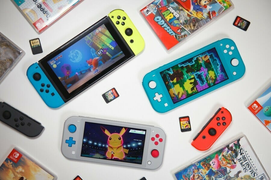 Nintendo Switch Konsolları Joy-Cons ve Oyunlar