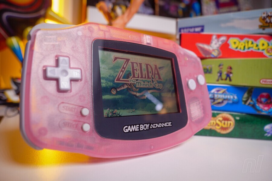 Game Boy Advance Fuchsia 1