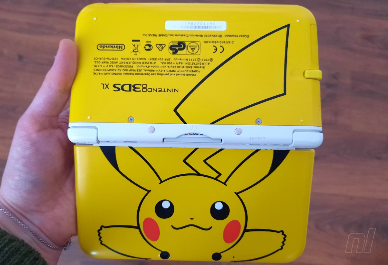  Nintendo Pikachu Yellow Edition New Nintendo 3DS XL