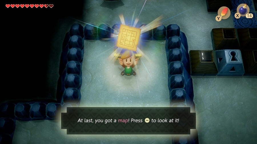 Link recieves the Dungeon Map