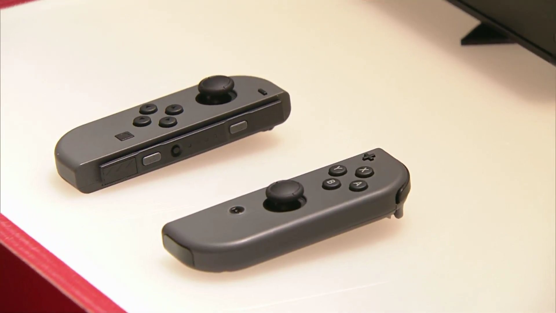 Hands On: Putting the Nintendo Switch Hardware Through Its Paces