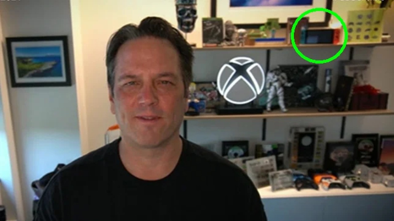 隨機：菲爾·斯賓塞（Phil Spencer）的架子上的轉換是任天堂的禮物