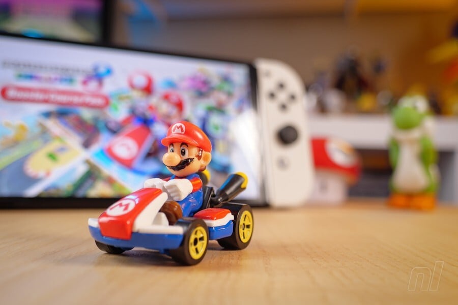 Nintendo Switch OLED Mario Kart