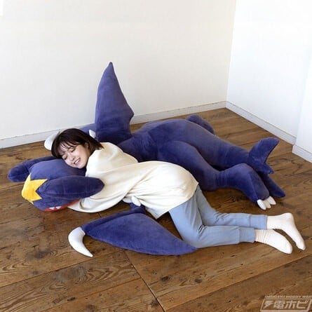 Giant Garchomp 8