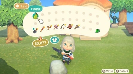 Eating fruit before smashing rock for iron nuggets in Animal Crossing: New Horizons