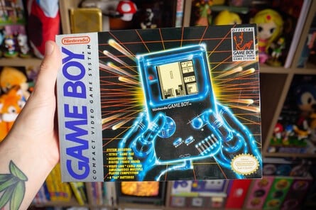 Game Boy Box