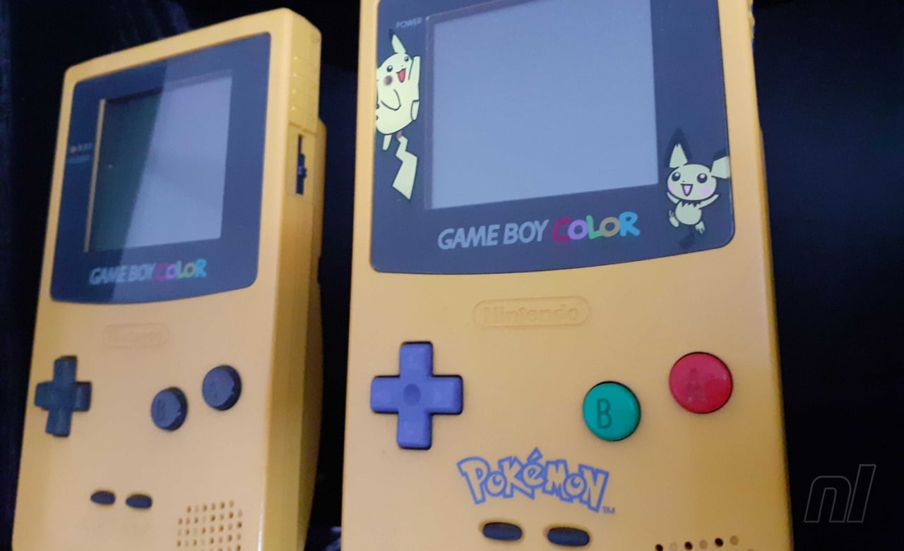 I made Pokemon Scarlet/Violet for the GameBoy Color and the GameBoy Advance  : r/Gameboy