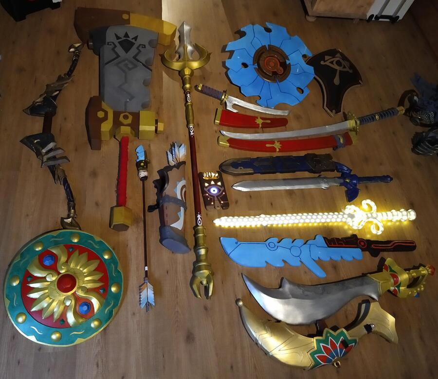 Zelda Fan Makes Full Arsenal Of Real Life Breath Of The Wild Weapons ...