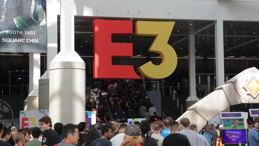 E3