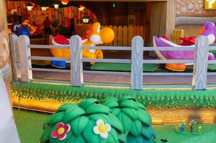 We weren't allowed to take photos on the ride itself, but we hope these help illustrate how chill and lovely Yoshi's Adventure is