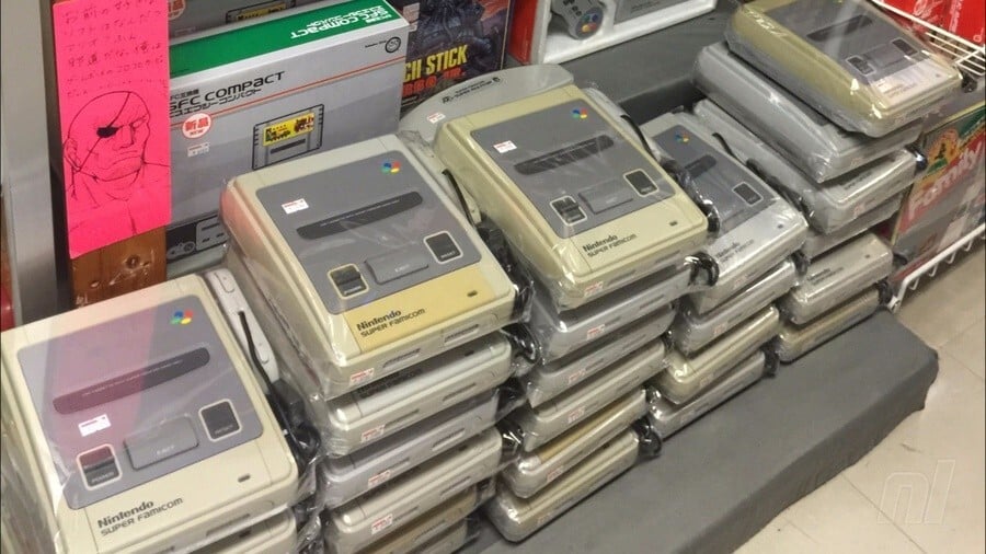25 Super Famicoms? A fairly normal sight at Super Potato