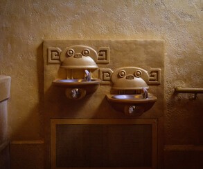 Alright, it's time we make our way into the queue for the main attraction of Donkey Kong Country, Mine-Cart Madness! There's not as much to see here as there is in the Mario Kart queue, but there are two key players that make this line completely worth the wait...