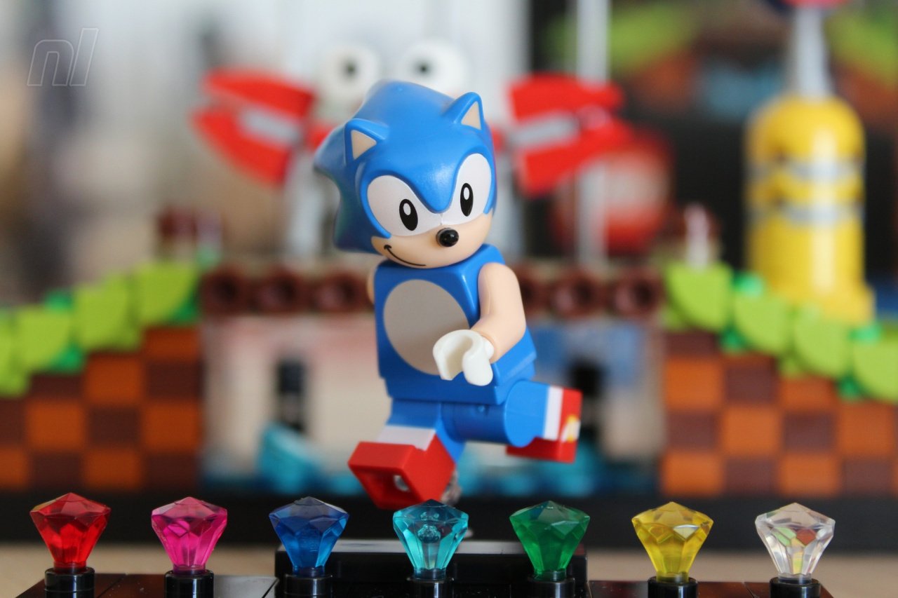 Lego drops super Sonic the Hedgehog Green Hill Zone set