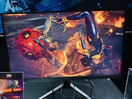 Even in an off-screen pic, Eve still shines