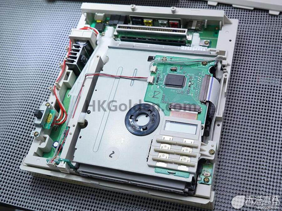 SNES-CD-Inside.jpg