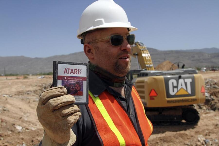 Film Director Zak Penn shows off one of the discovered cartridges (via New York Daily News)