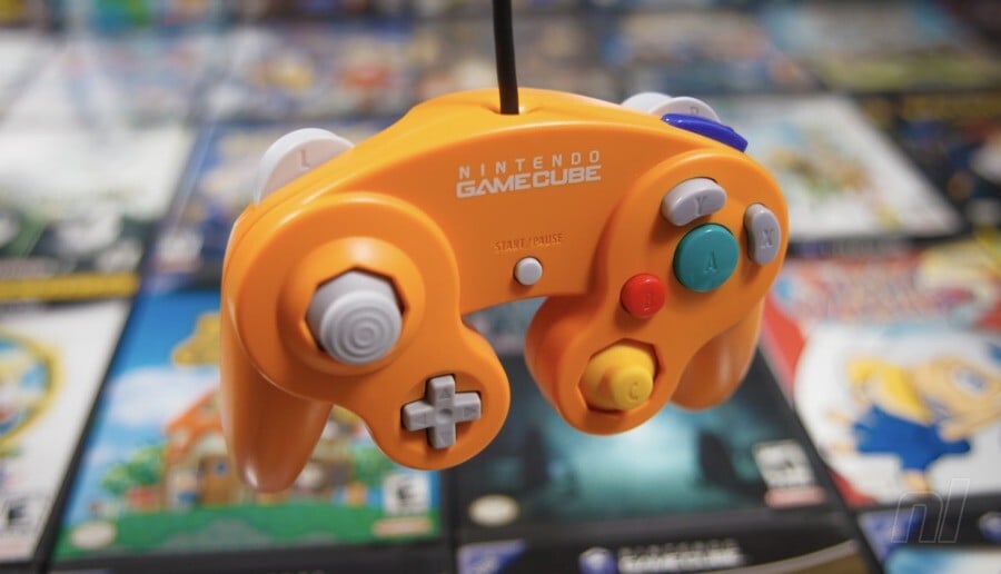 Acak: Koleksi Unik Menampilkan Prototipe Pengontrol GameCube