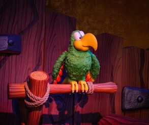 Cranky Kong and Squawks can found within the park bickering away at each other, but we'll let you discover them on your own...