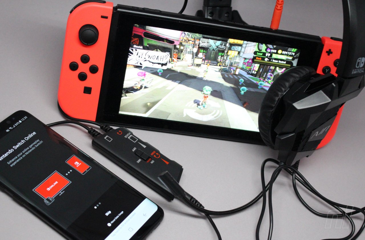 How to Voice Chat on Your Nintendo Switch (With a Phone)