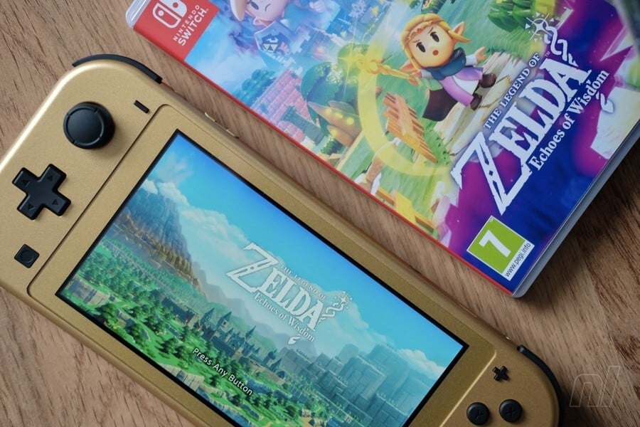 Zelda Hyrule Edition Switch Lite