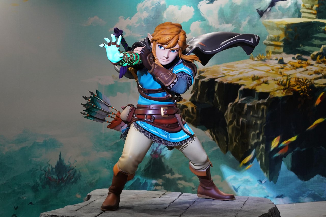 Legend of on sale zelda statue