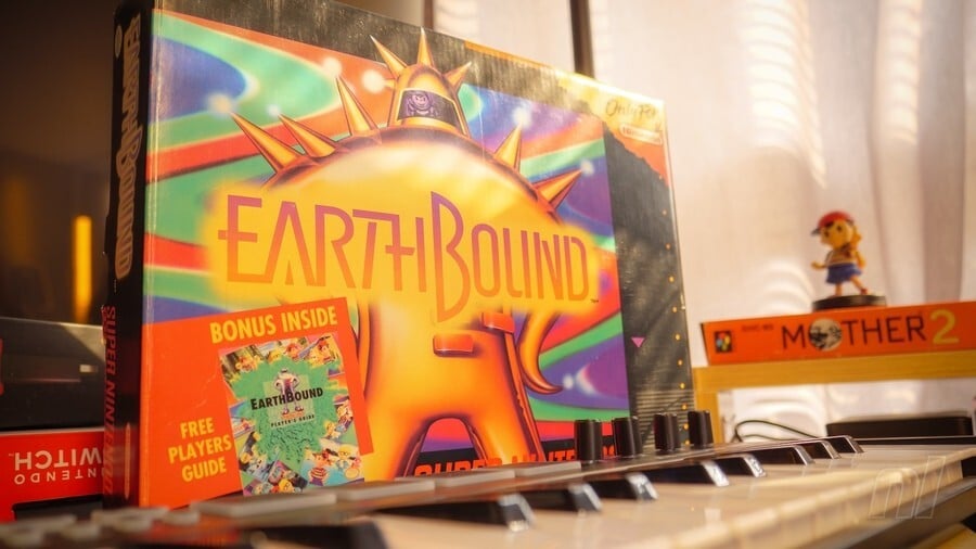 Earthbound Box & Keyboard