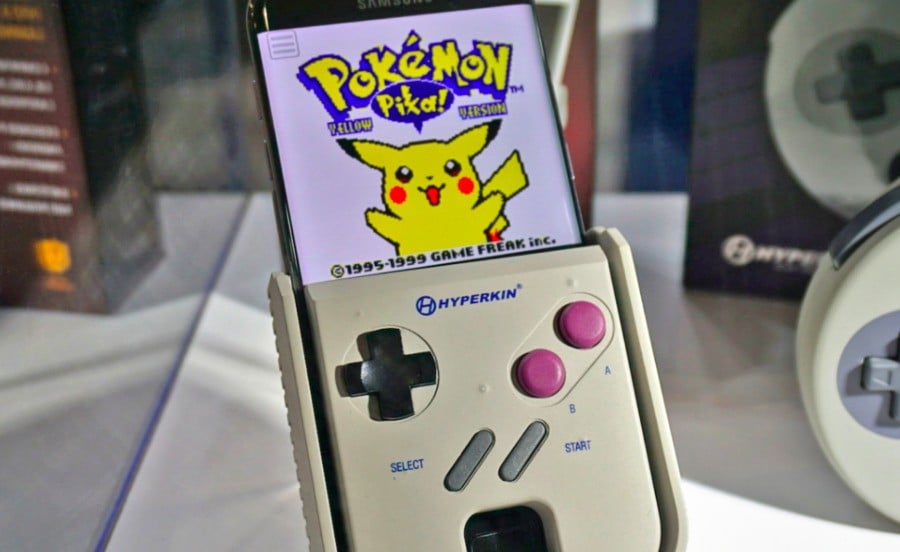 Gaming on the go, Game Boy style