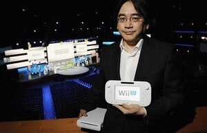 Iwata will pose with Wii U