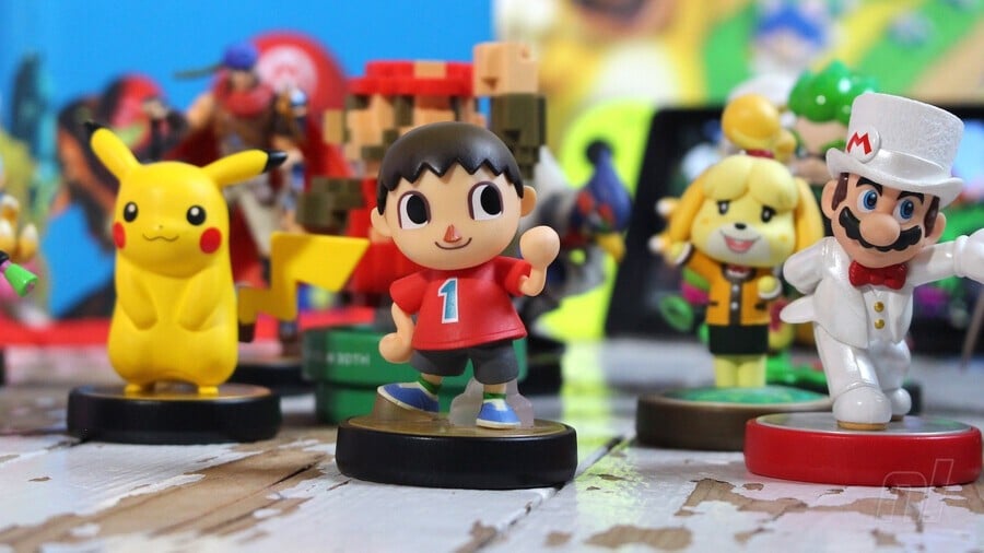 Pikachu, Villager, Mario amiibo