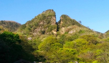 It Looks Like Zelda: Breath Of The Wild's Duelling Peaks Is Based On A Real Mountain