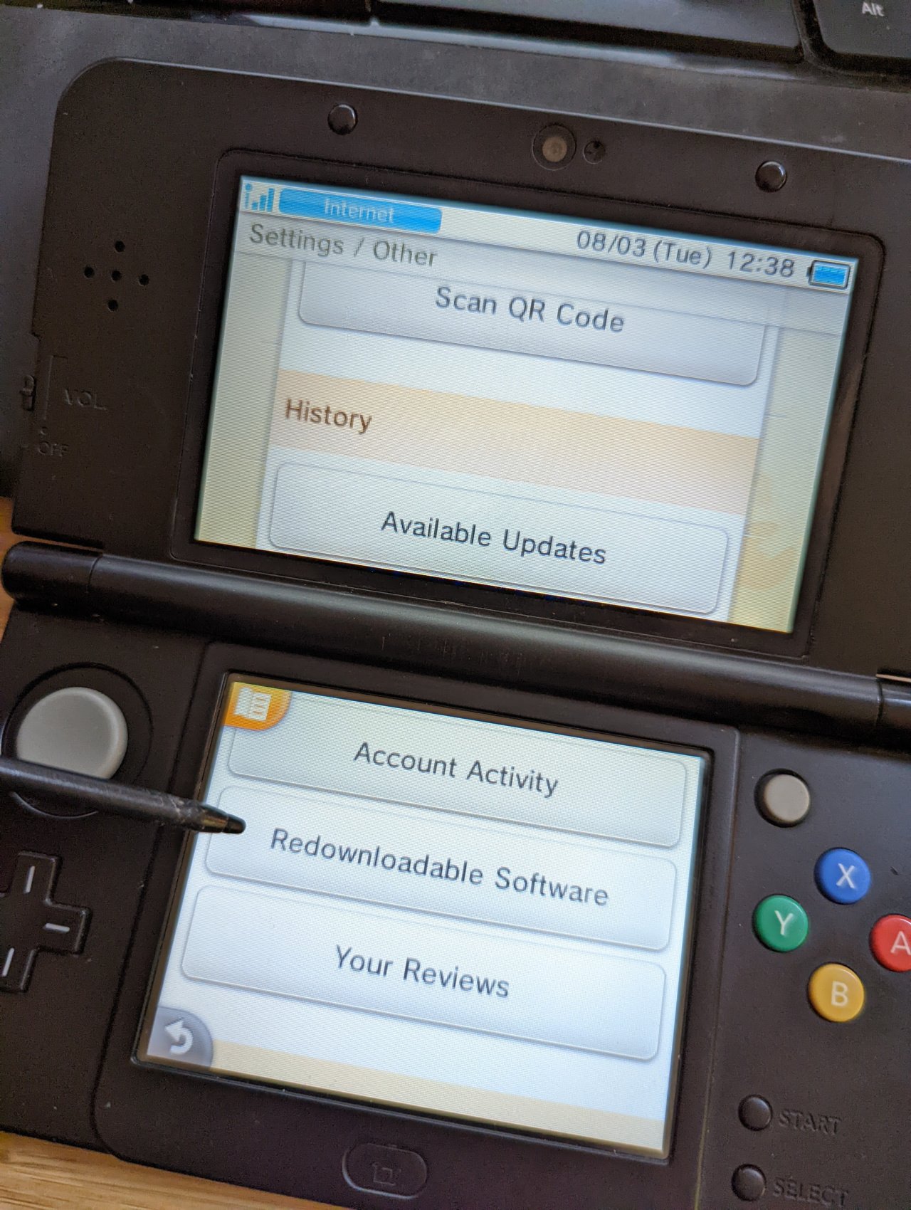 How To Redownload Games From The 3DS eShop - Downloading Digital